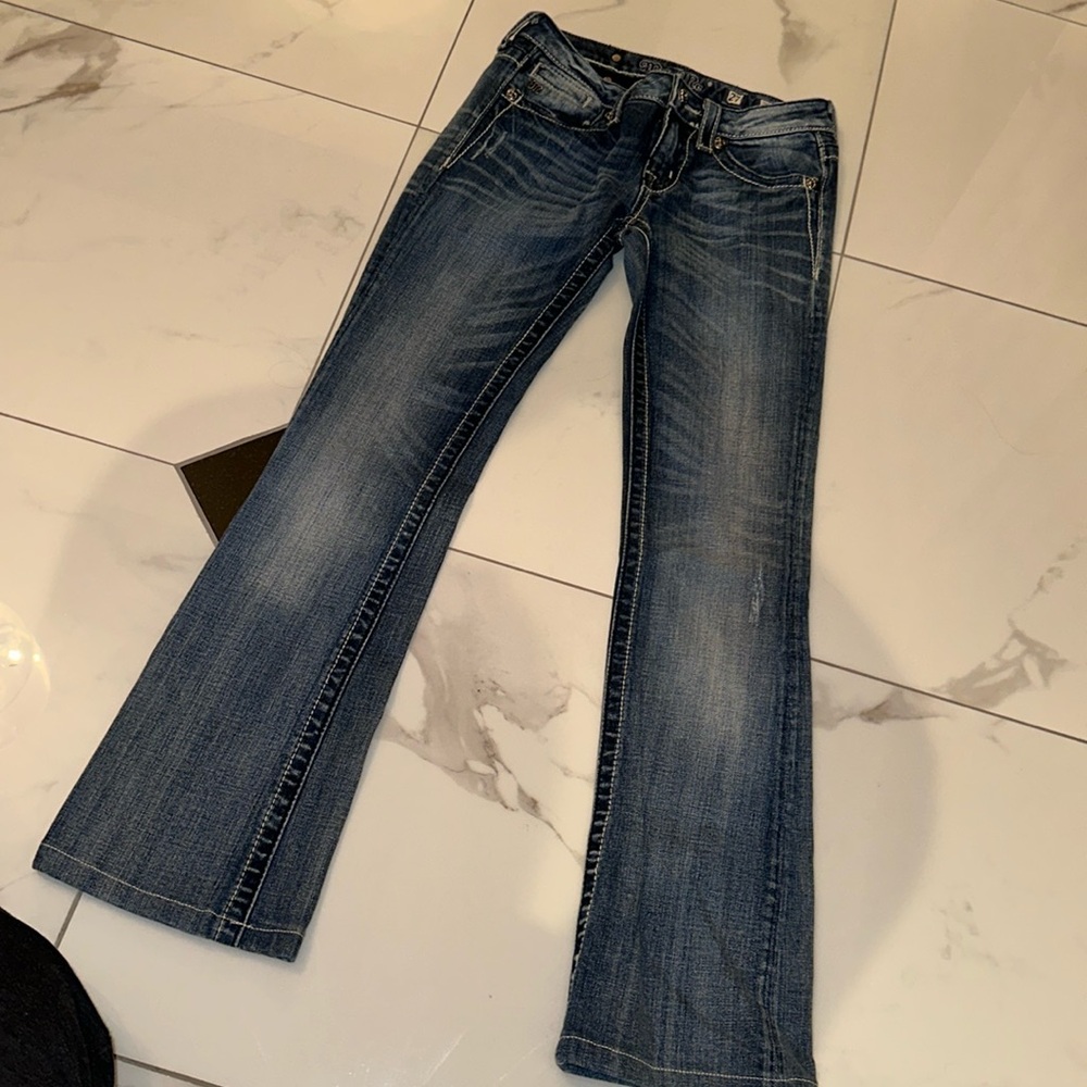 Miss me jeans bling. Fits like a 25